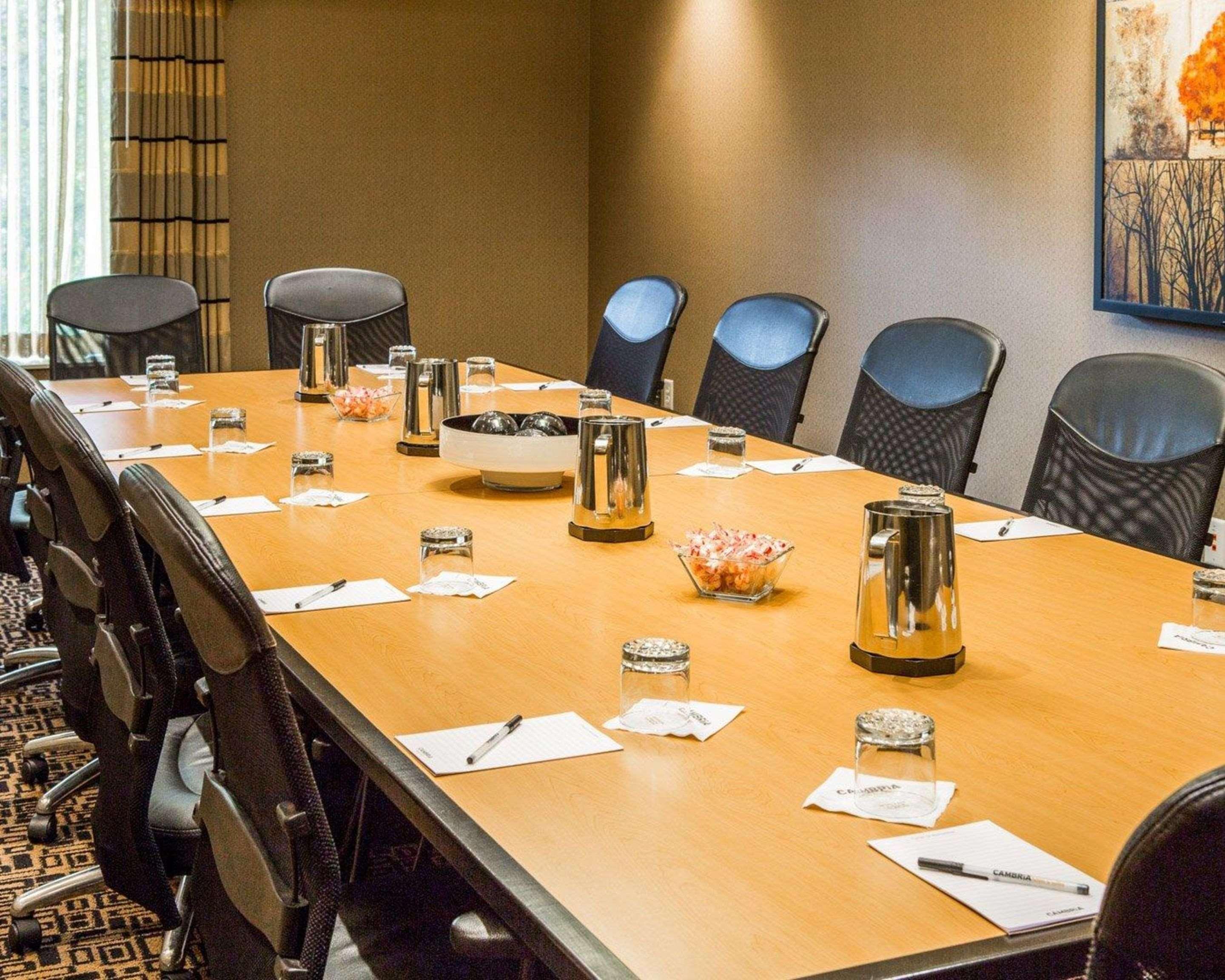 特拉弗斯城坎布里亚酒店 外观 照片